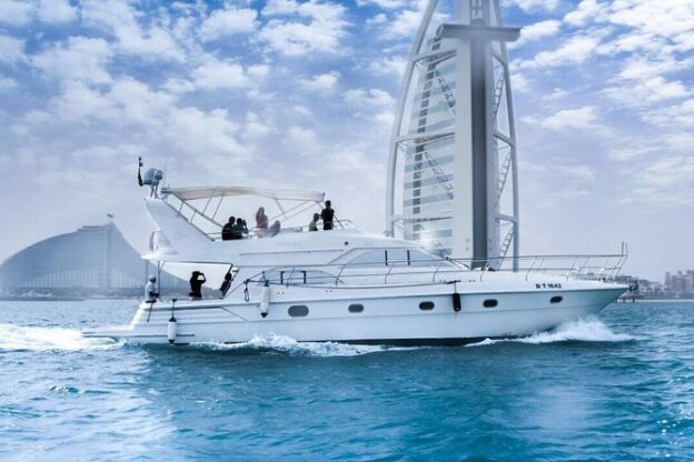 Yacht Management: Tips for Keeping Your Boat Running Smoothly