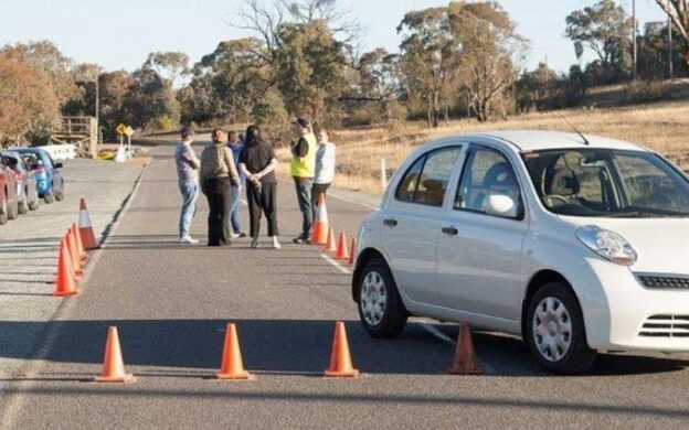 What are the benefits of an online defensive driving course?
