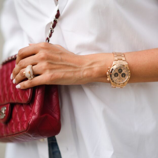 How does Rolex blend luxury and functionality in their men’s watch collection?